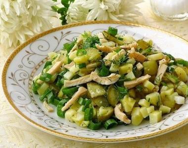 Салат из консервированных кальмаров: рецепты приготовления вкусных блюд с яйцом и огурцом